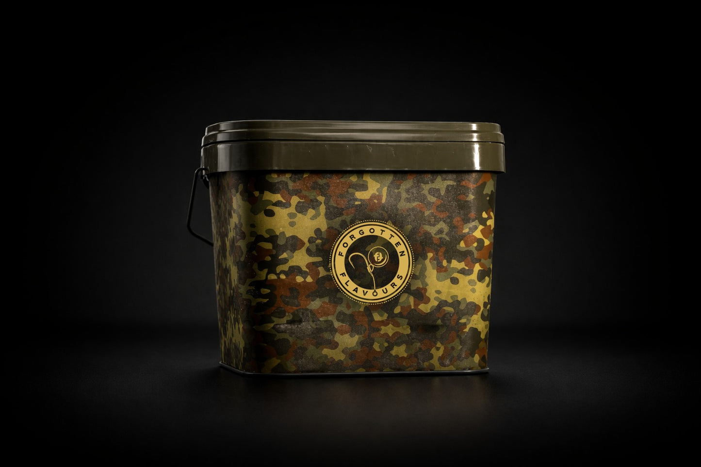 Flecktarn camo bucket 10 L | Forgotten Flavours collab