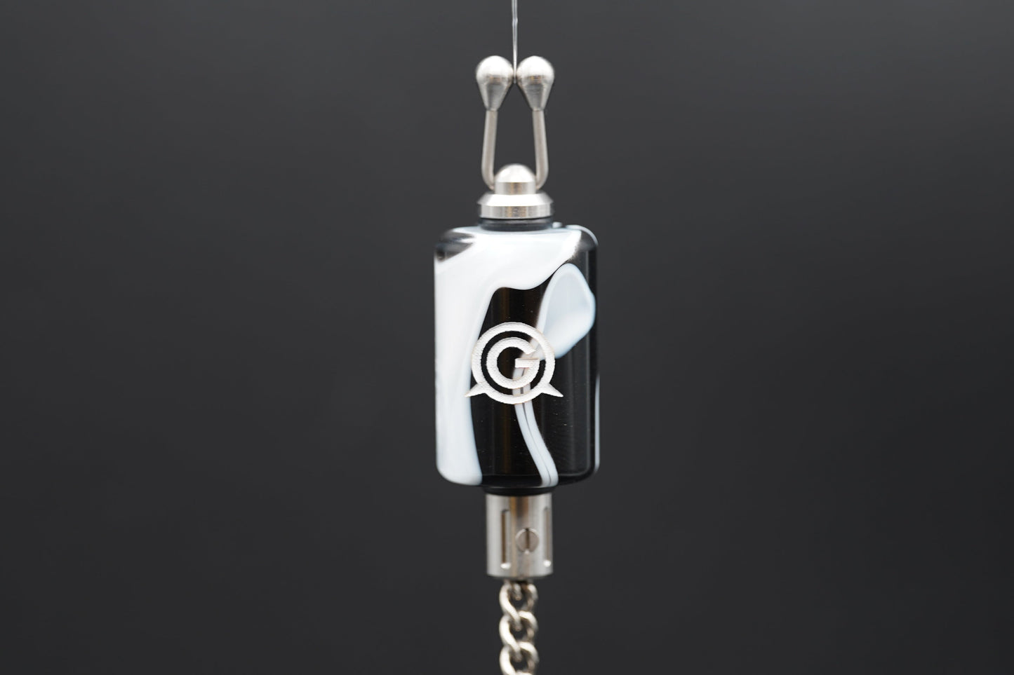 Marble | Black & pearly white | White logo | 10 gram