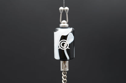 Marble | Black & pearly white | White logo | 10 gram